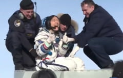 Astronautul Christina Koch a revenit pe Pamant dupa cea mai indelungata misiune spatiala a unei femei